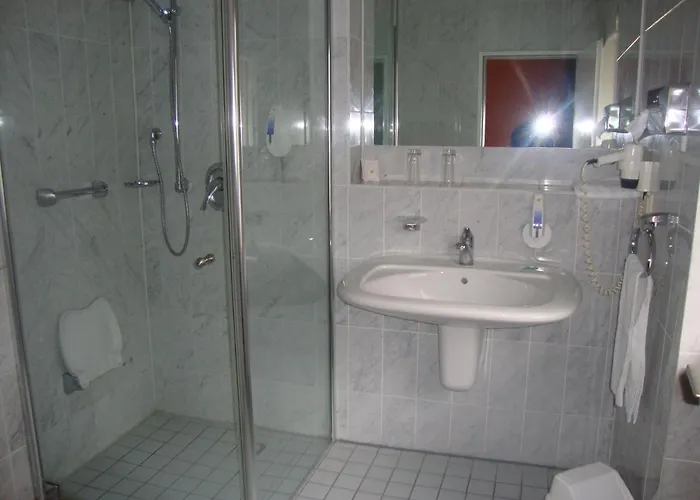 فندق Marche Ost 3*